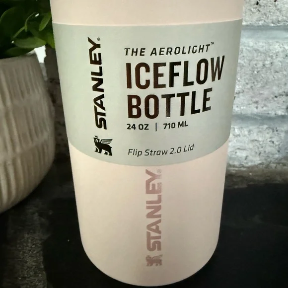 🆕 Stanley Aerolight IceFlow Bottle 24oz - Picture 3 of 7